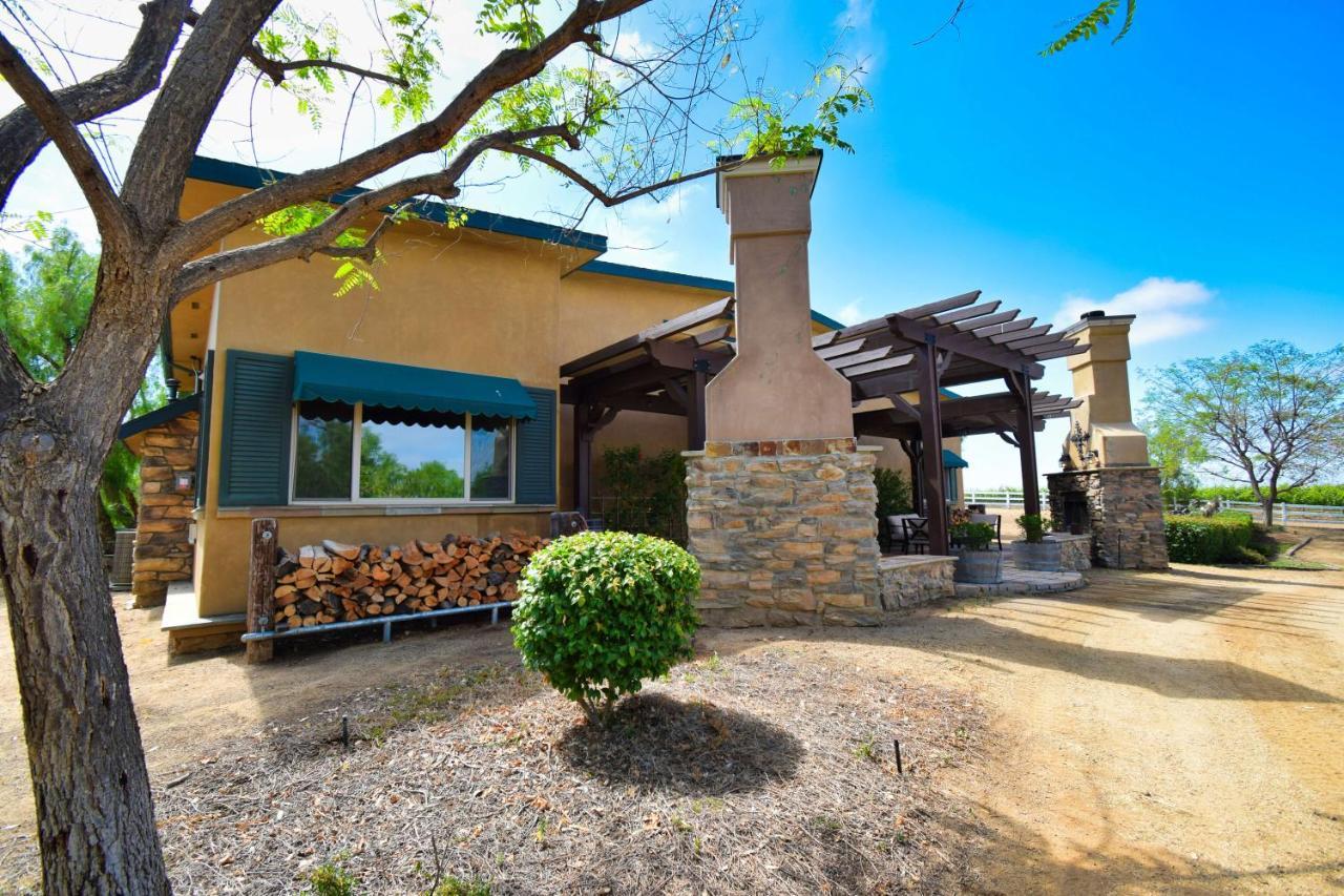 Resort Peppertree Lane Ranch -- Seven-acre Ranch In The Heart Of Wine Country *