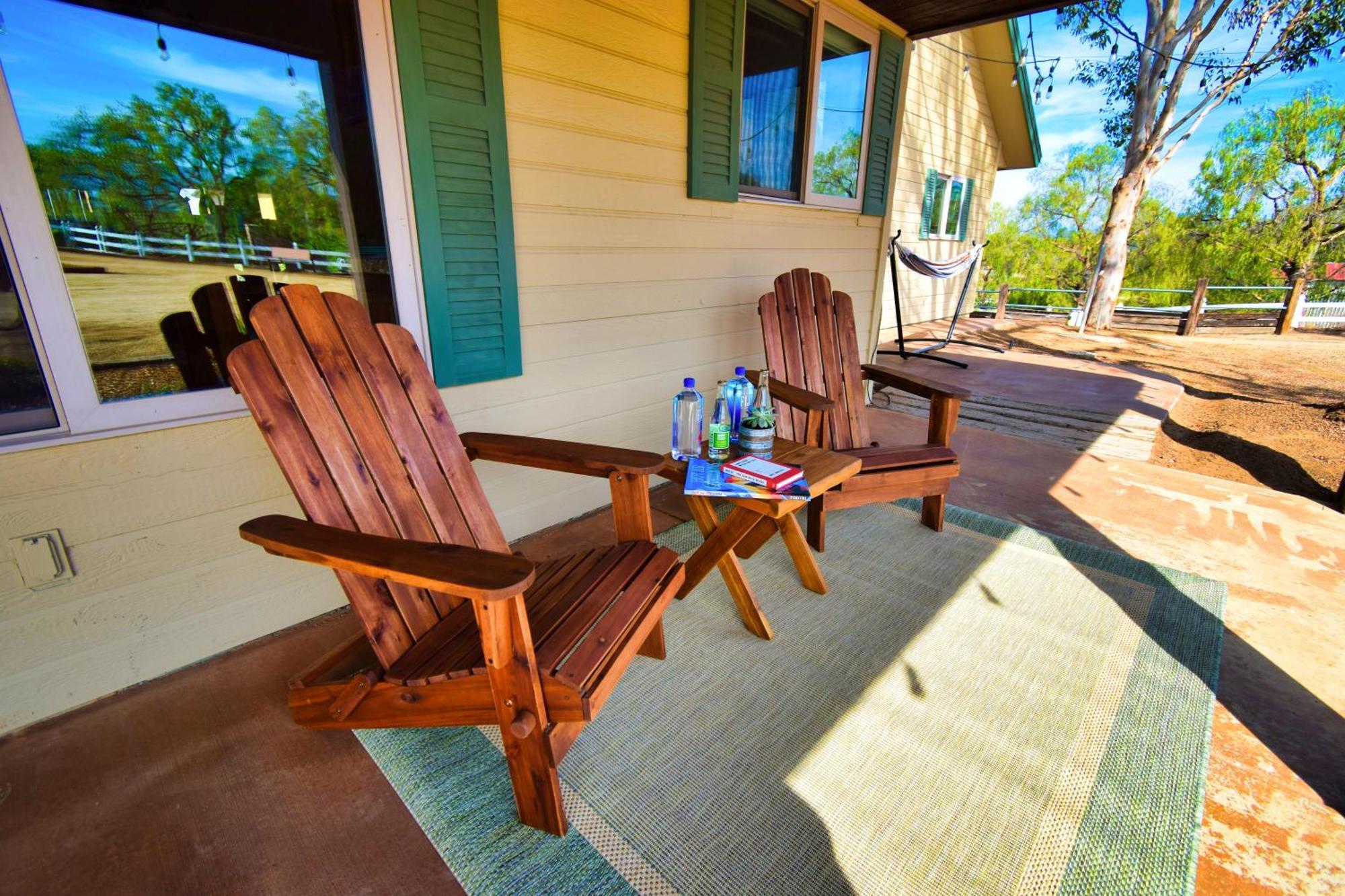 Resort Peppertree Lane Ranch -- Seven-acre Ranch In The Heart Of Wine Country