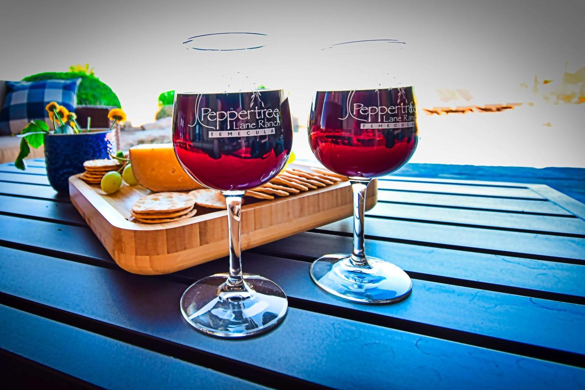 Resort Peppertree Lane Ranch -- Seven-acre Ranch In The Heart Of Wine Country