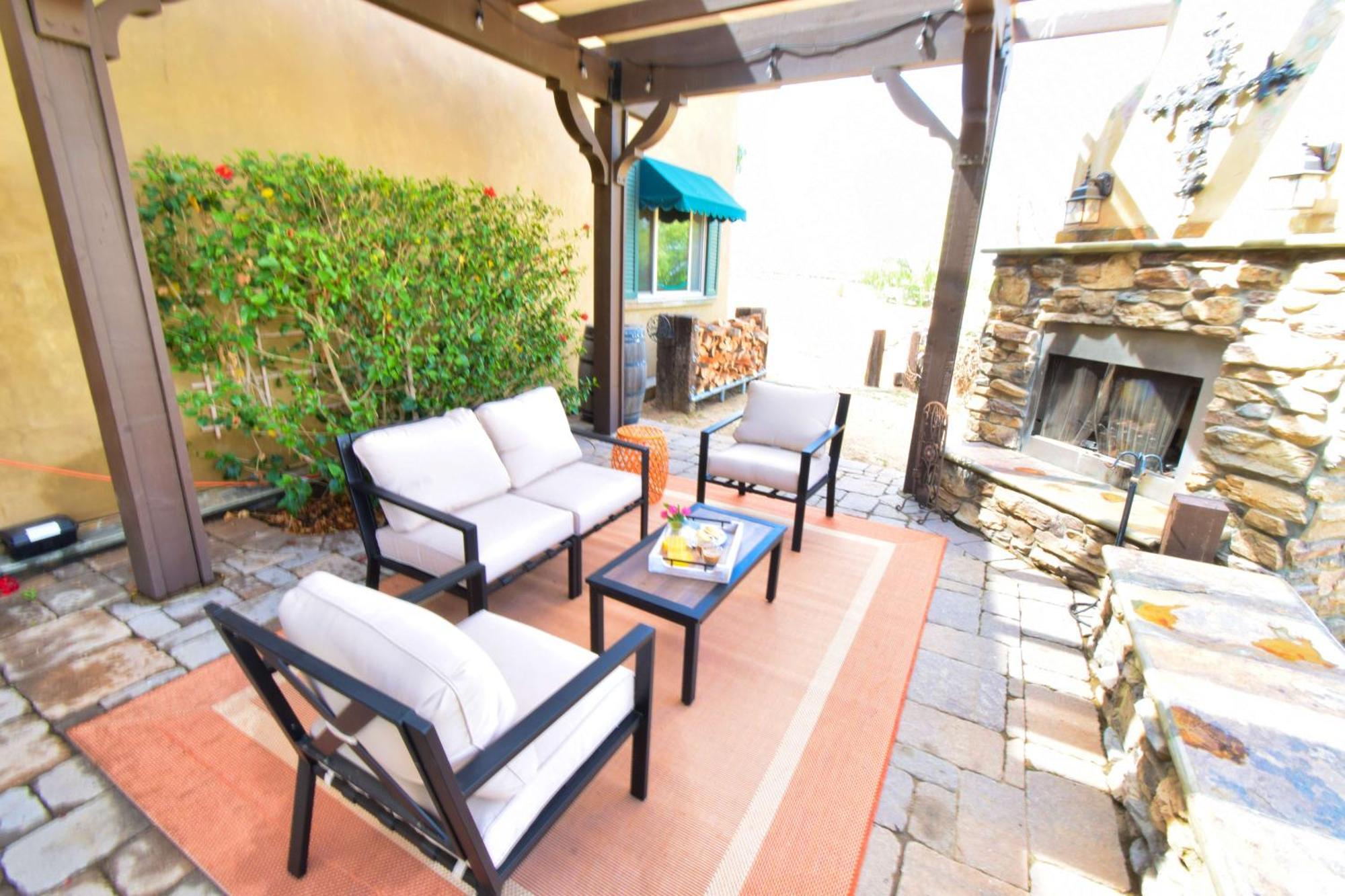 Peppertree Lane Ranch -- Seven-acre Ranch In The Heart Of Wine Country * Temecula