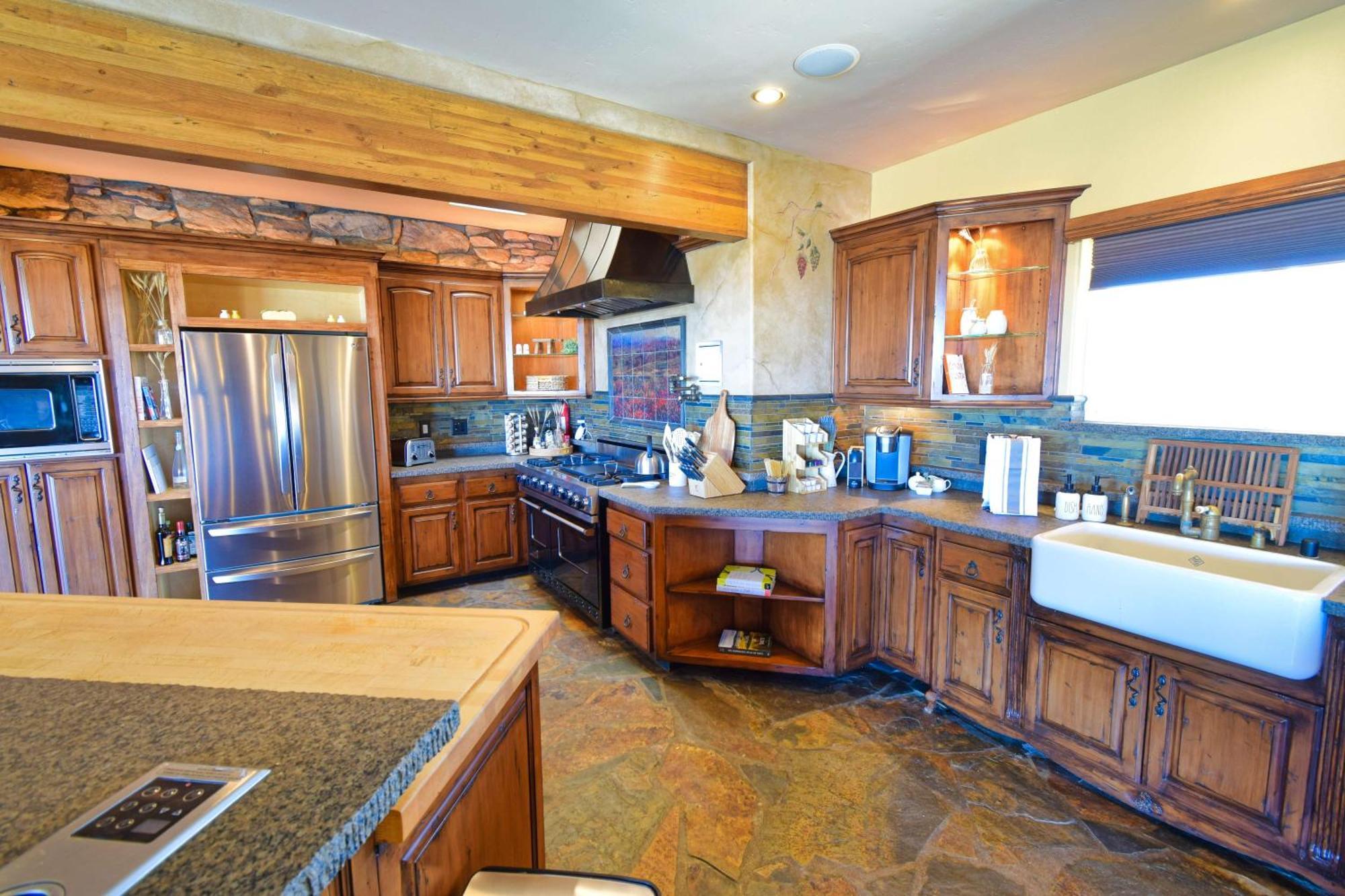 Peppertree Lane Ranch -- Seven-acre Ranch In The Heart Of Wine Country Resort