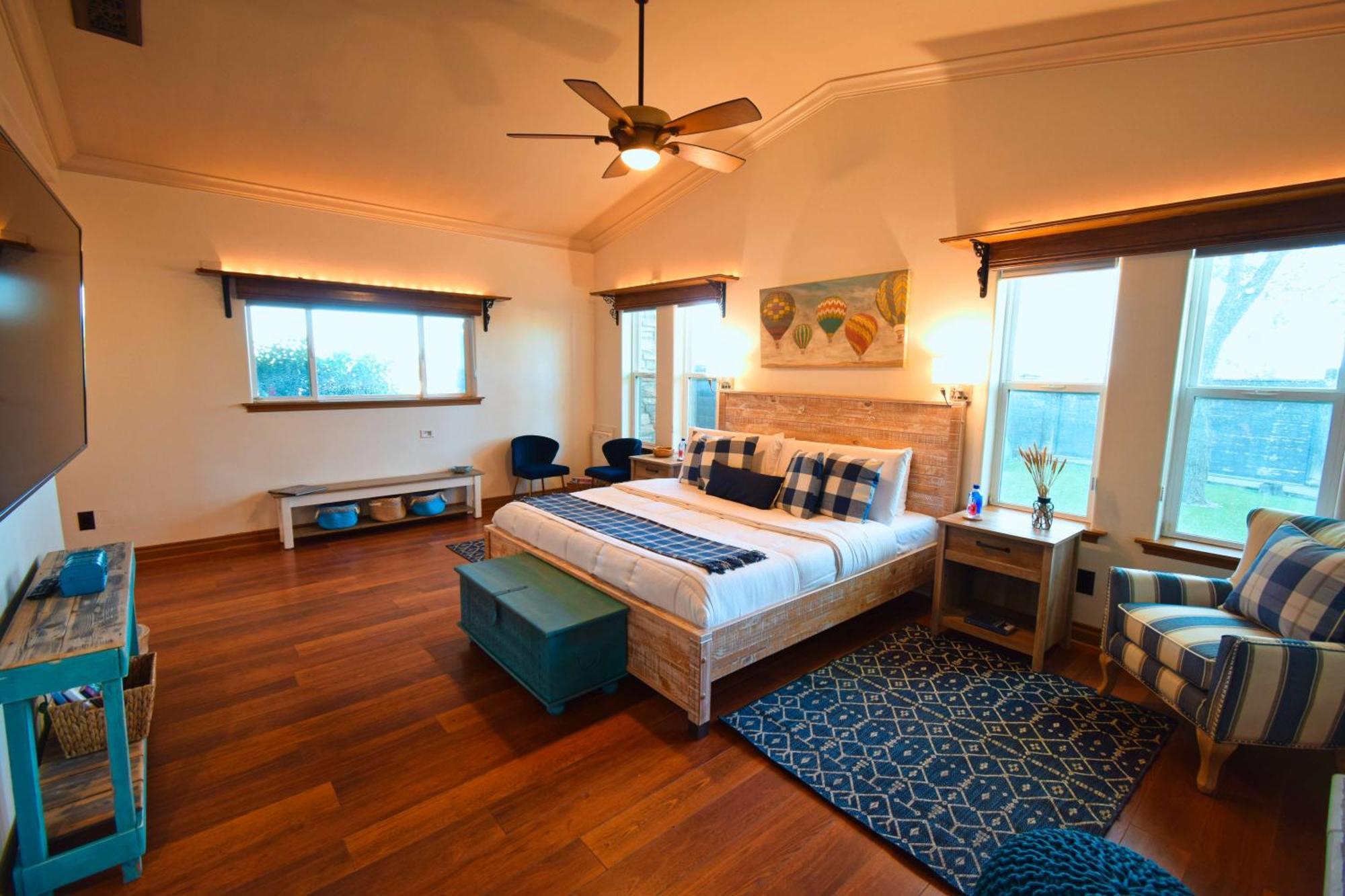 Resort Peppertree Lane Ranch -- Seven-acre Ranch In The Heart Of Wine Country Temecula